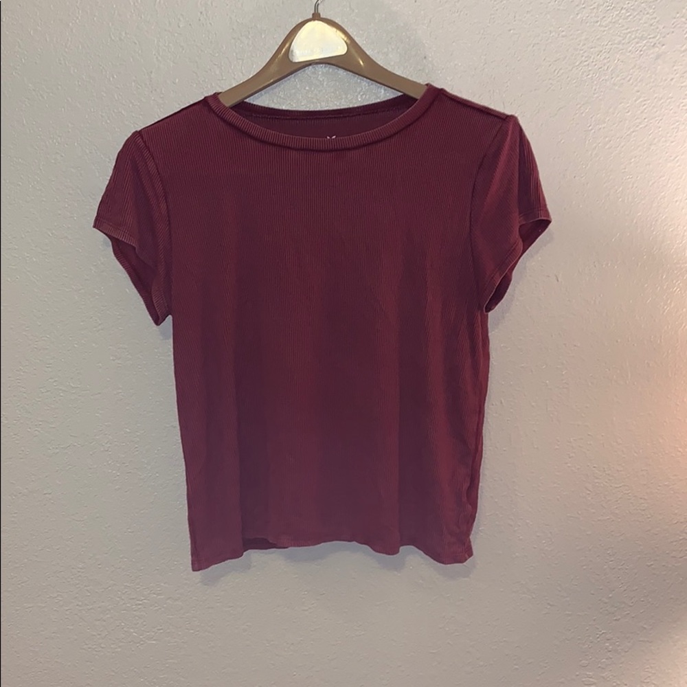 Cute American Eagle tee